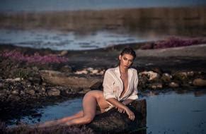 MELINDA LONDON Nude AZNude