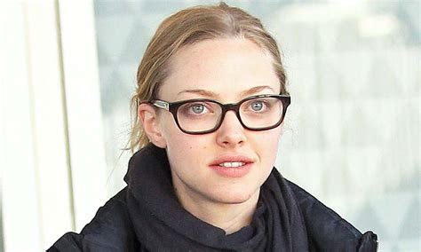 Amanda Seyfried With Glasses And No Makeup Porn Pic