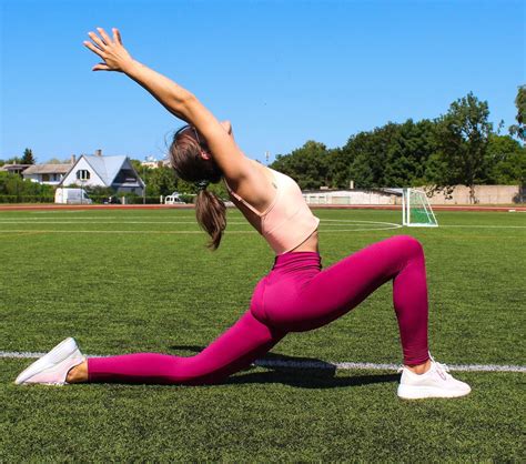 4 Yoga Moves to Improve Your Flexibility - yourdailysportfix.com