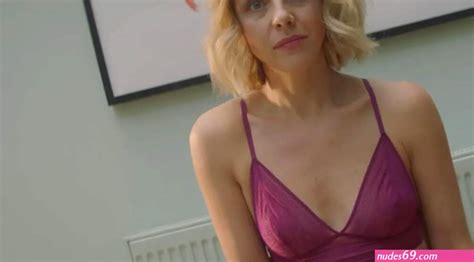 Sophia Di Martino Nude Nudes