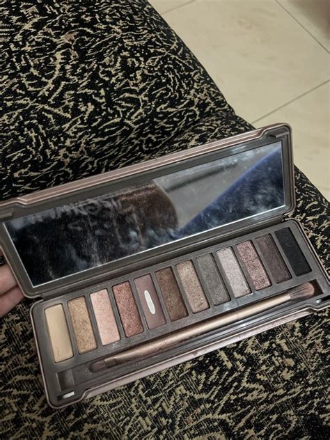 Eyeshadow NAKED Urban Decay Original Kesehatan Kecantikan Rias Wajah Di Carousell