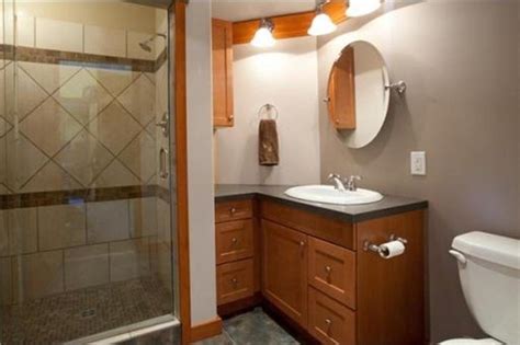 maple shaker bathroom cabinets - Traditional - Bathroom - vancouver ...