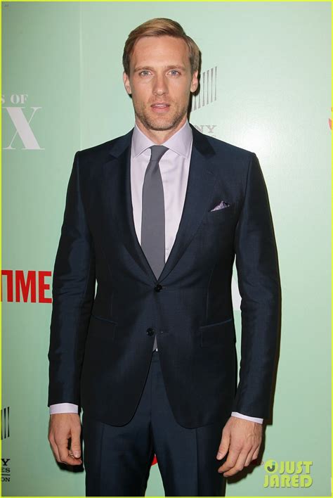 Lizzy Caplan Michael Sheen Masters Of Sex NYC Premiere Photo 2960796 Michael Sheen