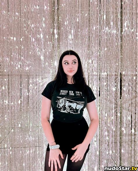 Liv Bevan LivBev Livscopes Nude OnlyFans Photo 14 Nudostar TV