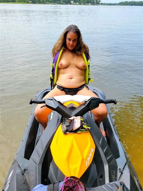 Wife S Naughty Wet Ride 16 Nude Pics XHamster