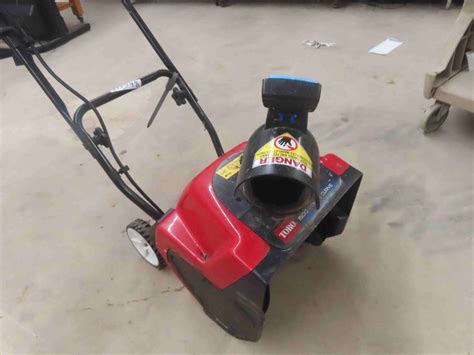 Toro 1500 Electric Snowblower 15 Wide Mcsherry Auction Service Ltd