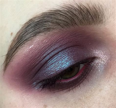 Дьяволически соблазнительная палетка Naughty Nude от Huda Beauty Отзывы покупателей Косметиста