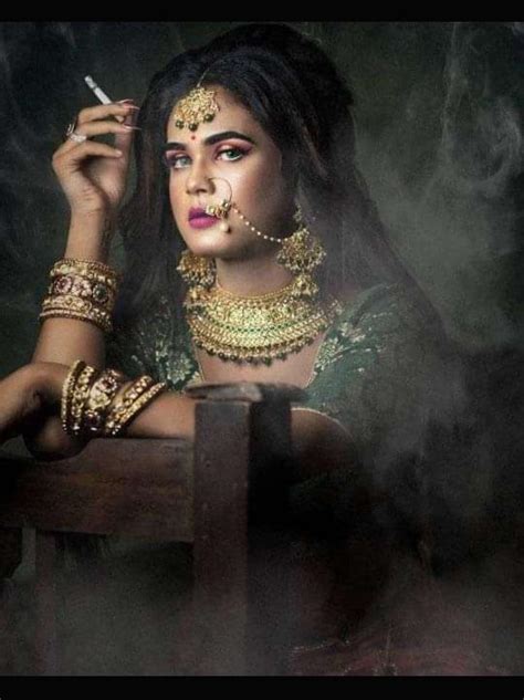 Smoking Hot Scrolller