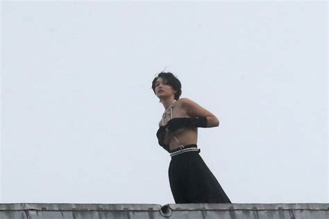 Gigi Hadid Topless Photoshoot Hot Celebs Home