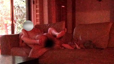 FUCK WHILE THE FRIEND IS AWAY