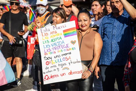 Marcha Gay Periodismo Negro