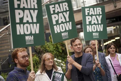 Uk Leader Hopefuls Make Final Push Amid Soaring Cost Crisis Trendradars