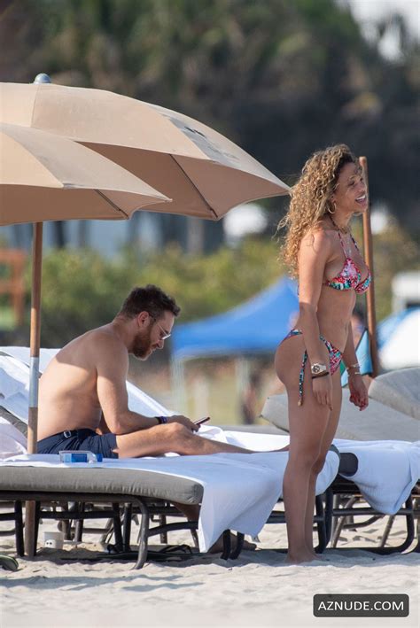 Jessica Ledon Having Hot Kisses With Dj David Guetta At The Beach In Miami Aznude