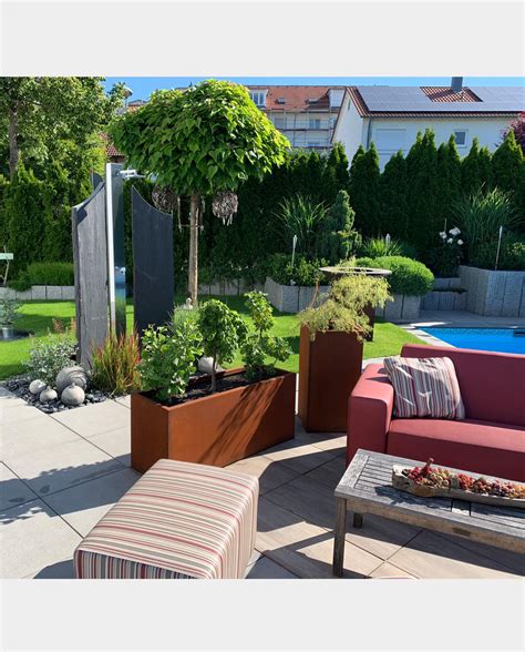 Blumentrog bestellt auf blechbestellung.de | Onlineshop