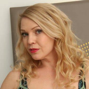 Abigail Toyne Babe Page Watch This Adult Model On FreeOnes