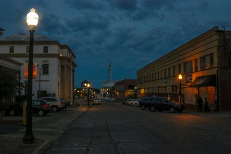 Snapshots: Dothan, Alabama - Murals and Magic in the Wiregrass — Miles 2 Go