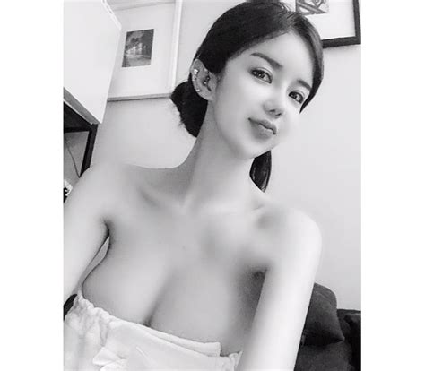 Ng Ng Ng Tr C Body P Kh Ng T Ng C A Hotgirl T B N Trai Ph T T N Clip Sex