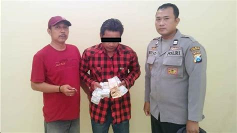 Aksinya Dipergoki Emak Emak Pembobol Kotak Amal Musala Di Maduran