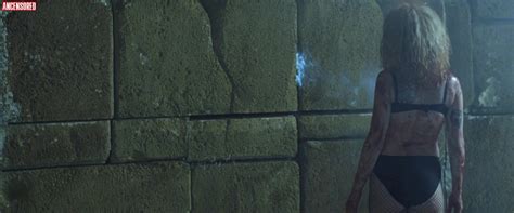 Naked Victoria Steadman In Apocalypse Rising