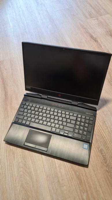 HP Omen 15 Laptop - RTX 2070, RAM 32GB, 15.6 144Hz, 1.5TB