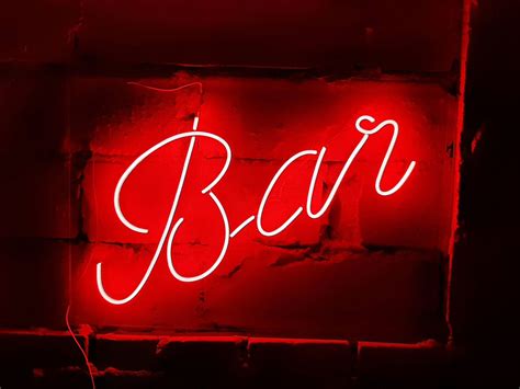 Неоновые вывески изготовление на заказ в Воронеже за 3 дня