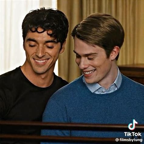 Pin By Ella Marie On Heartstopper Video Royal Blue Cute Gay Couples Red And White