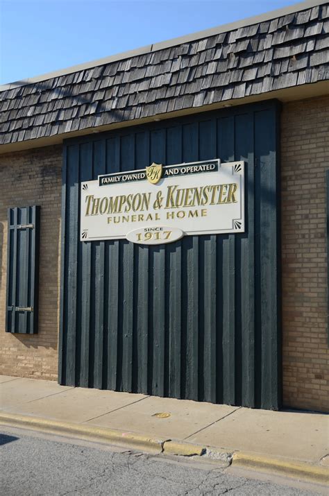 Thompson & Kuenster Funeral Home | Oak Lawn Funeral Home | Funeral