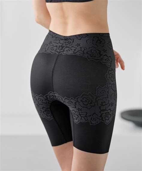 Lingerie by GeeRAランジェリーバイジーラの新作スキッと骨盤ガードルその他アンダーウェア インナー WEAR