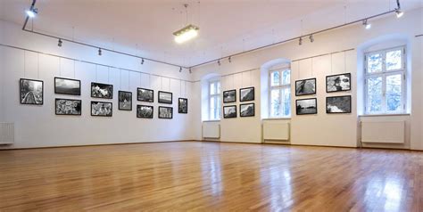 Подвесная система для фотографий на стену (большое количество фото ...
