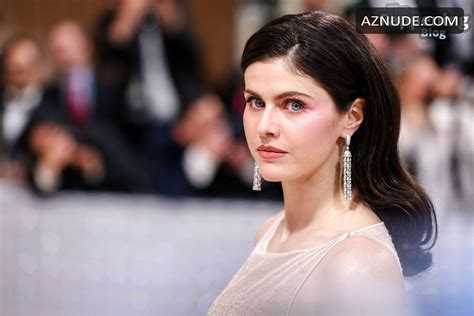 Alexandra Daddario Sexy Nude Met Gala Look Aznude