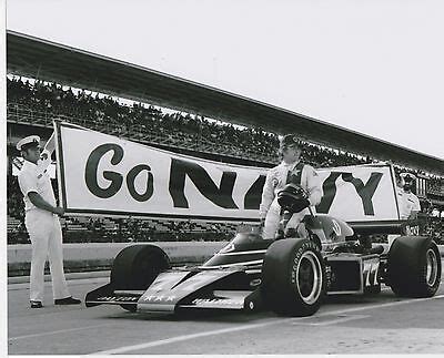 SALT WALTHER 1977 INDY 500 8 X 10 PHOTO GO NAVY #77 McLAREN DGS | eBay