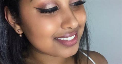 Nude Lipsticks For Darker Skin Mamamia