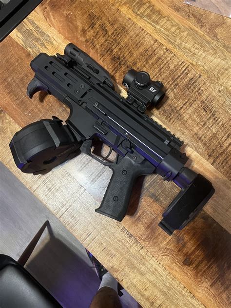 Magpul stuff in : r/czscorpion