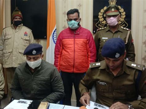Sex Racket Busted In UP Lucknow Police Arrested Hotel Manager Women Freed लखनऊ म सकस