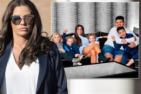 Desperate Katie Price Gets NAKED To FaceTime Kieran Hayler Daily Record