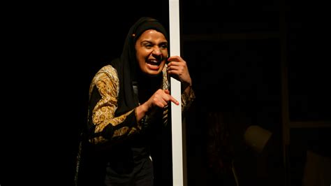 Pictures of Ambreen Razia