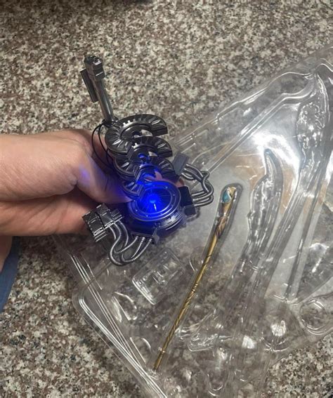 FREE LOCAL POSTAGE MARVEL AVENGERS END GAME HOT TOYS 1 6 SCALE JAPAN EXCLUSIVE MMS579 LOKI