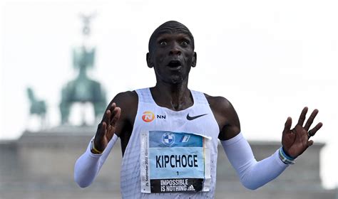 Eliud Kipchoge headlines elite lineup as Boston Marathon honours