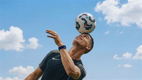 cr   wallpapers cristiano ronaldo football backgrounds