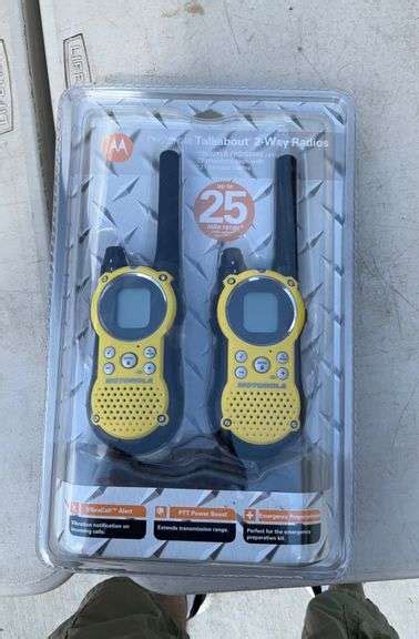 Motorola 2 Way Radios New In Package Hash Auctions