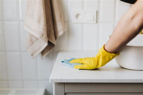 Regular House Cleaning Vs Deep Cleaning — What To Choose