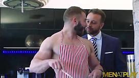 Well Suited Businessman Seduces Gay Hunk XNXX