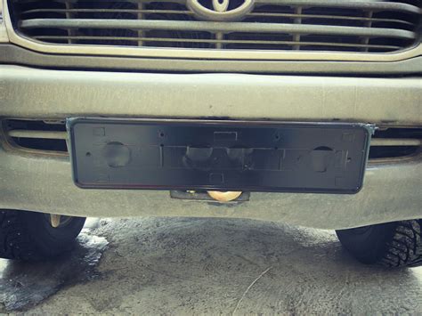 Откидная рамка номера — Toyota Land Cruiser 100, 4,7 л, 2001 года ...