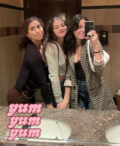 Hot Best Friends R TrueFMK