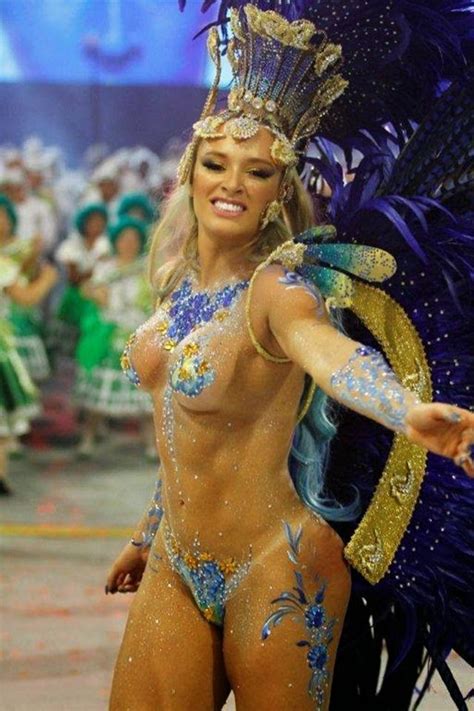 Gostosas Flagradas Peladas No Carnaval Liga Das Novinhas