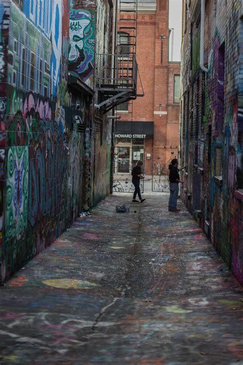 Graffiti Alley – Photogeek Blog