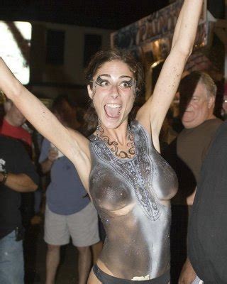 Mature Mardi Gras Flashing Milfs Exposing Big Older Tits In Public