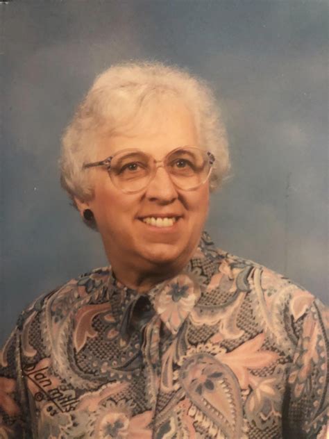 In Memory of Barbara Smith: Obituary and Service Details 29