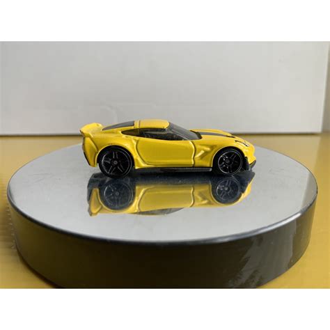 Xe Hot Wheels Loose Kh Ng H P Nhi U M U Basic Shopee Vi T Nam
