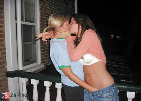 Celebs Like Naked Beach ZB Porn